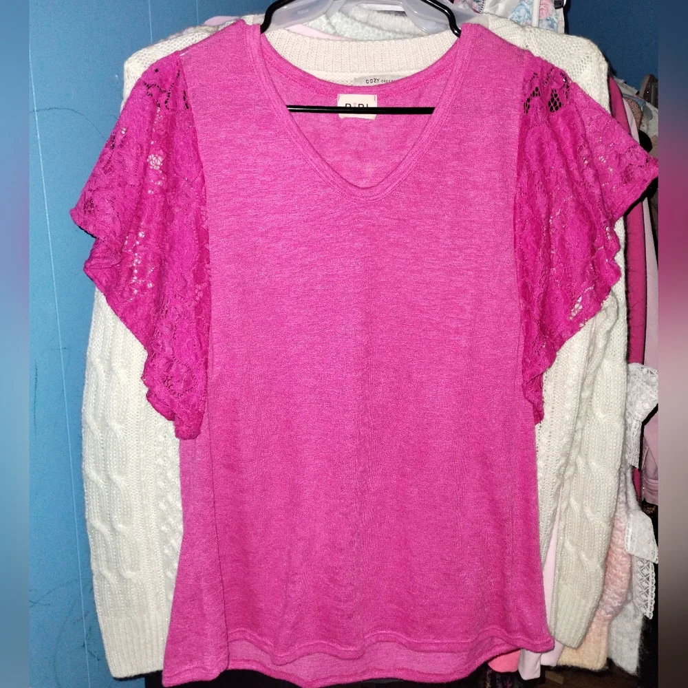 BiBi Pink Floral Lace Flutter Sleeve Top - Picture 2 of 3